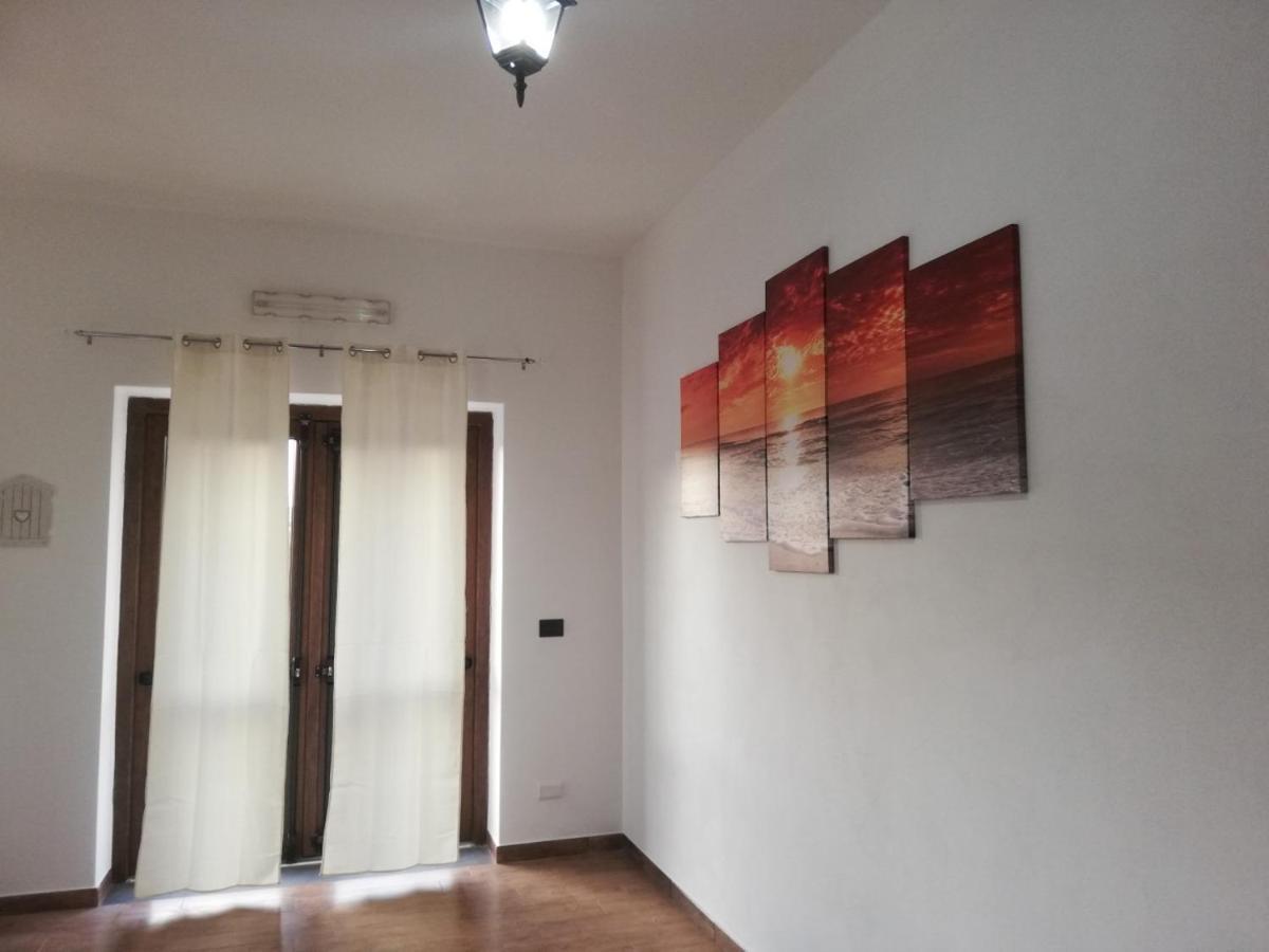 Casa Janas Affittacamere Bed & Breakfast Пишинас Экстерьер фото